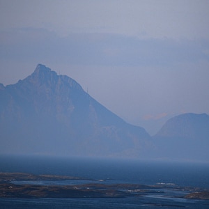 Peaceful Mountains, Downloadable photo print, Nature Photography, Landscape Photography, Instant download, Digital download