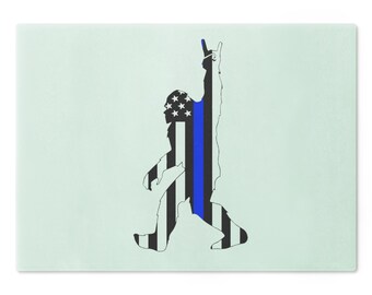 ビッグフット シン ブルー ライン カッティング ボード | 法執行機関サポート | 強化ガラス キッチン ボード | 愛国的なデザイン