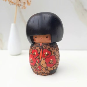 高見沢一雄作 ヴィンテージ創作こけし「冬椿」 16cm