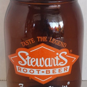 Awesome vintage Stewart&#39;s Root Beer amber jar drinking glass