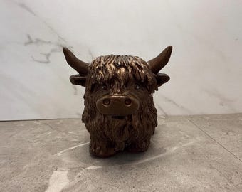 Handcrafted Resin Highland Cow Figurine – Rustic Farmhouse Decor; Bronze