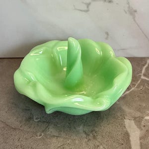 Handmade Vintage Resin Ring Holder; Jadeite
