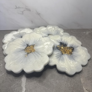 Flower Shape Resin Coaster Set | White Black Gold | Set of 4 Coasters | Drink Holder | Handmade Home Decor | Coffee Table  Decor | Coasters