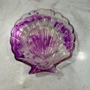 Seashell Shaped Resin Dish | Purple Clear | Ocean Themed Gift | Jewelry Tray | Handmade Home Decor | Beach Theme | Trinket Dish | Shell Dish