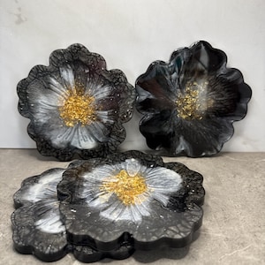 Flower Shape Resin Coaster Set | Black White Gold | Set of 4 Coasters | Drink Holder | Handmade Home Decor | Coffee Table  Decor | Coasters