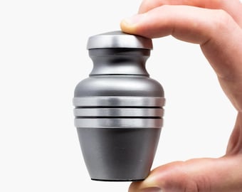 Small Urn for Human Ashes -Mini Urn for Ashes - Keepsake Urn with Blue Velvet Bag - Pewter