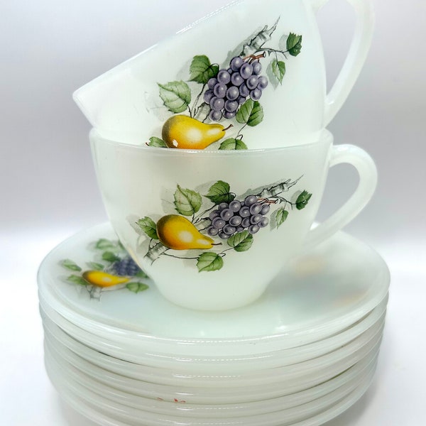 Arcopal Fruits de France tea cup and saucer sets /1970/ Opal Glass Made in France