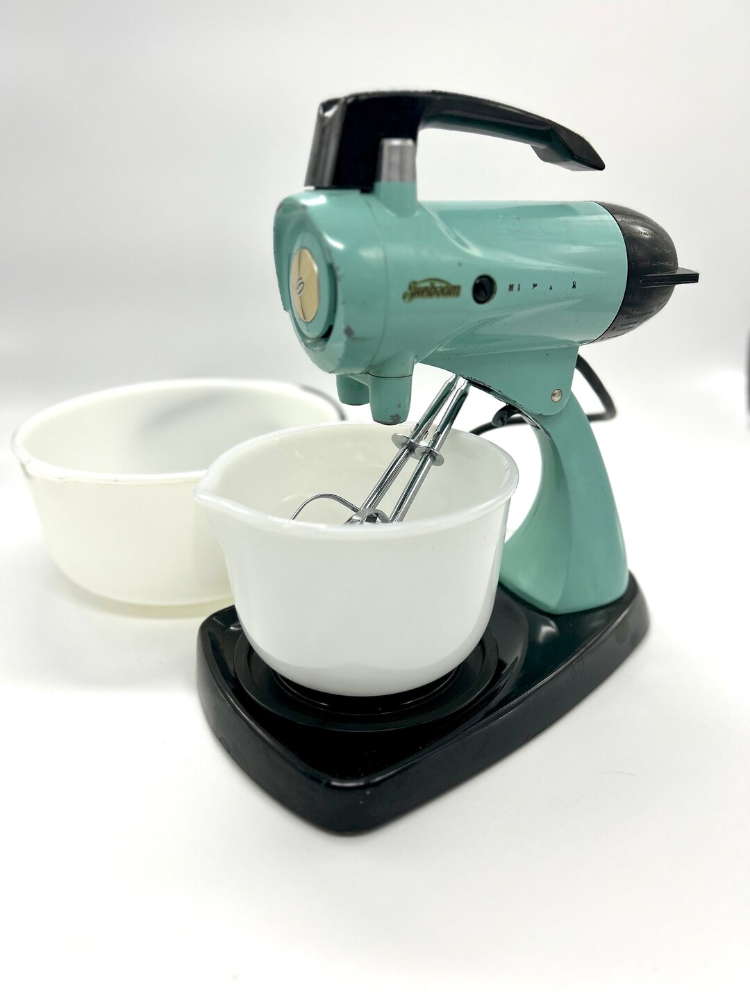 Vintage 1950s Sunbeam Mixmaster in Turquoise Blue / for Display