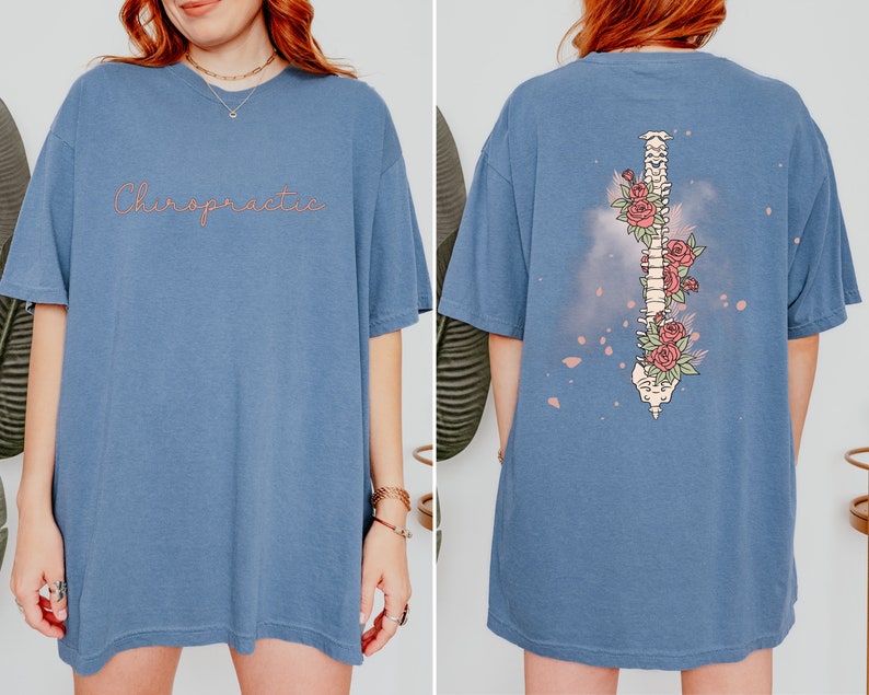 Kiropraktor t-shirt, kiropraktorpresent, kiropraktorstudent, kiropraktorskjorta, kiropraktorskjorta, kiropraktorexamen, kiropraktormottagning, ryggradskjorta, Blue Jean