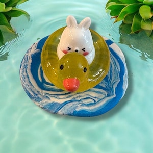 Diamond Painting Putty: Ocean Scented, Soft and Long Lasting - Includes Floaty Charm