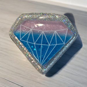 Diamond Painting Putty: Uncented, Soft and Long Lasting - Includes Diamond Coverminder