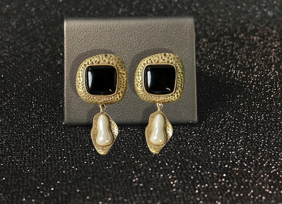 Vintage Black Irregular Hammered Pattern Drop Ear… - image 1