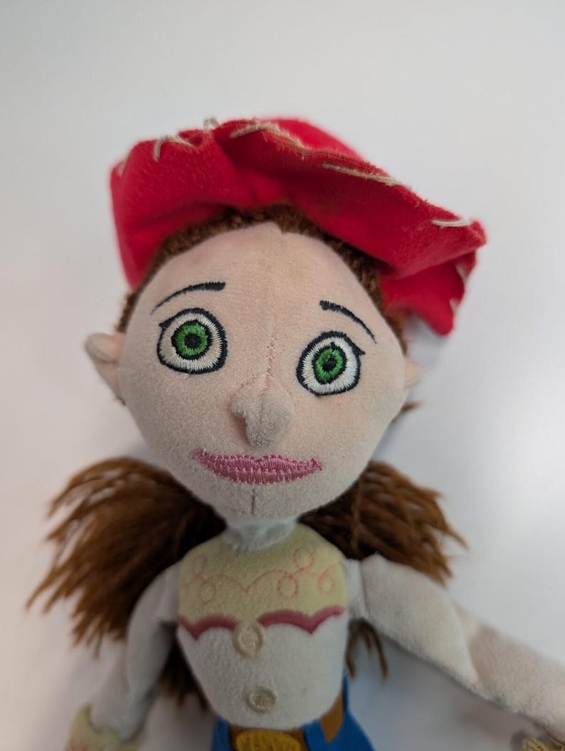 Jessie Toy Story Cowgirl Plush Doll Yarn Hair Red Hat Cow Print Pants immagine 3