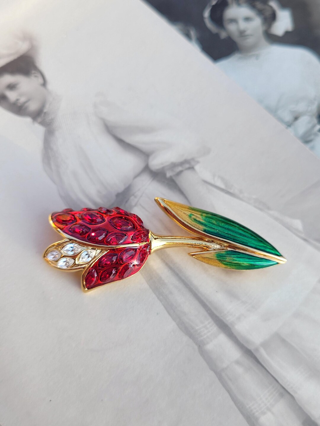 アクセサリー   'Tulip' Brooch #448 Swarovski Crystal Tulip Brooch, Gold Plated Floral Faceted Crystal