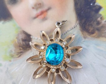 Vintage Gold Tone & Clear Blue Rhinestone Flower Pin Brooch