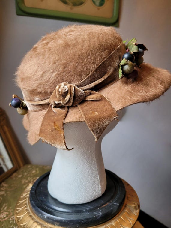 Fuzzy velvet hat FAUX FUR BUCKET HAT – Velvet by Graham & Spencer main image 4