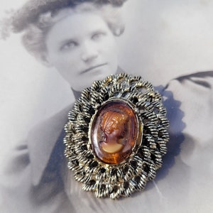 Vintage Glass Gold Tone Cameo Brooch Pin