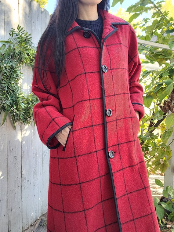 Vtg WOOLRICH USA Red Plaid Long Wool Women's Peac… - image 2
