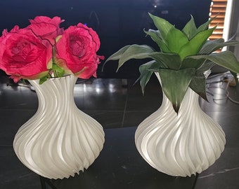 3D Printed twirling Vase