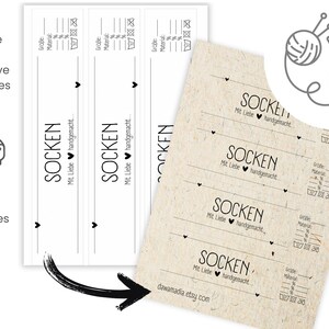 Op de afbeelding: Printbare sokketetiketten met de tekst "SOCKEN Mit Liebe handgemacht" die op elk etiket wordt herhaald. De etiketten zijn ontworpen om op gekleurd papier te worden afgedrukt en bieden ruimte voor maat, materiaal en wasinstructies.