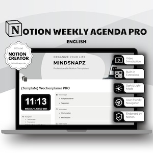 Könnte beinhalten: Ein Laptop-Bildschirm zeigt eine Notion Weekly Agenda Pro-Vorlage mit dem Text "Organize Your Life" und "MindSnapz" in schwarzer Schrift auf weißem Hintergrund. Die Vorlage ist für einen Wochenplaner und beinhaltet Funktionen wie Aufgabenmanager, Tagesplaner, Wochenplaner und Monatsplaner. Der Laptop befindet sich auf einer weißen Oberfläche.