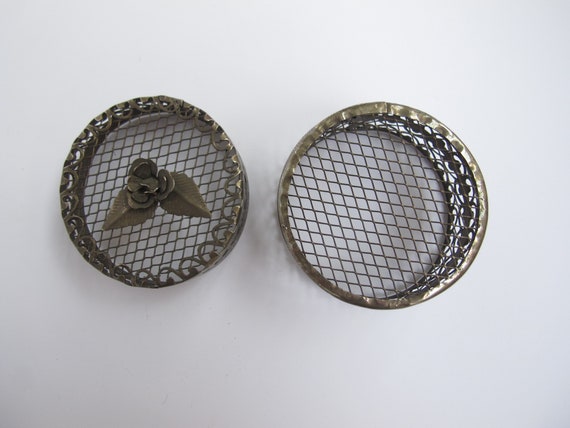 Vintage Woven Metal Jewellery Round Box With Rose… - image 7