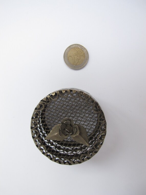 Vintage Woven Metal Jewellery Round Box With Rose… - image 2