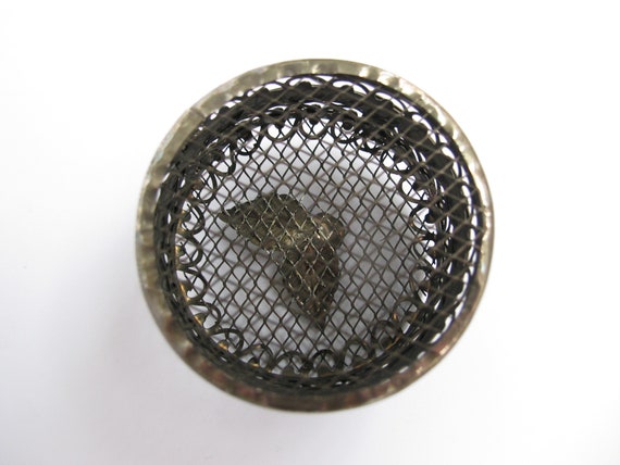 Vintage Woven Metal Jewellery Round Box With Rose… - image 4