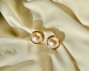 Handcrafted Pearl-Detailed Gold-Plated Earrings - Elegant Jewelry Design - Perfect Gift for Special Occasions pearl earring fashion earring