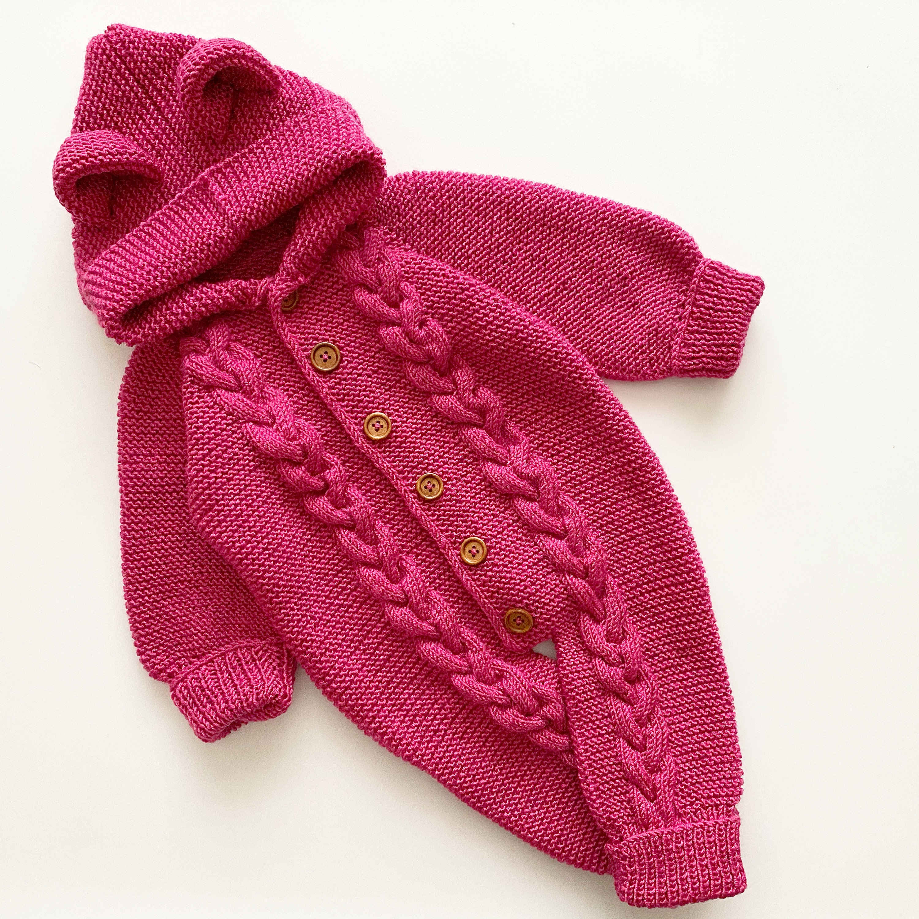 jumadiba着用Hand-knitted soonerorlater Autumn Lady Embroidery Kit – Snuggly Monkey