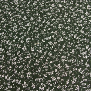 Vintage Laura Ashley "WILD CLEMATIS" Dark Green White, Country Furnishing Cotton, 119cm x 120cm, 1970's