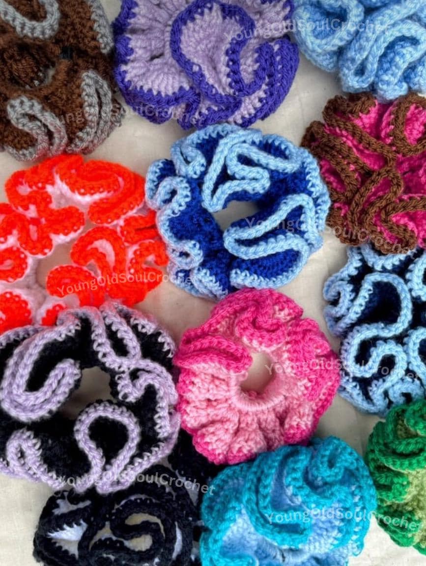 Crochet Jumbo Scrunchie: Large Acrylic Hair Accessory - Etsy