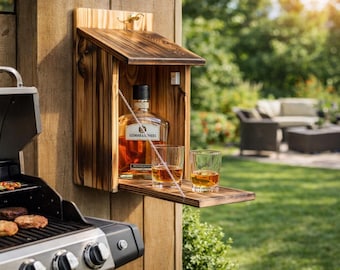 Minibar de whisky con forma de pajarera personalizado: mueble bar de madera para exteriores con portavasos, ideal para bodas y bares portátiles.