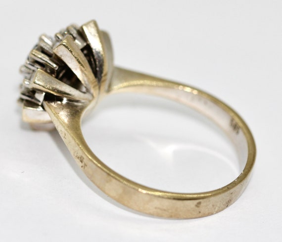 Großer 14 Karat Weißgold Ring, besetzt mit 8 Diam… - image 5