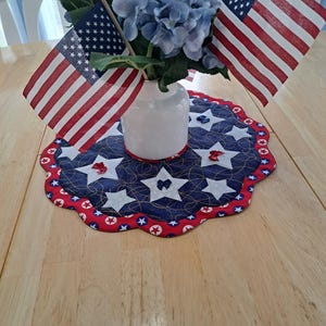 Patriotic Candle Mat/table Topper With Red & Blue Bows 14 Inches in ...