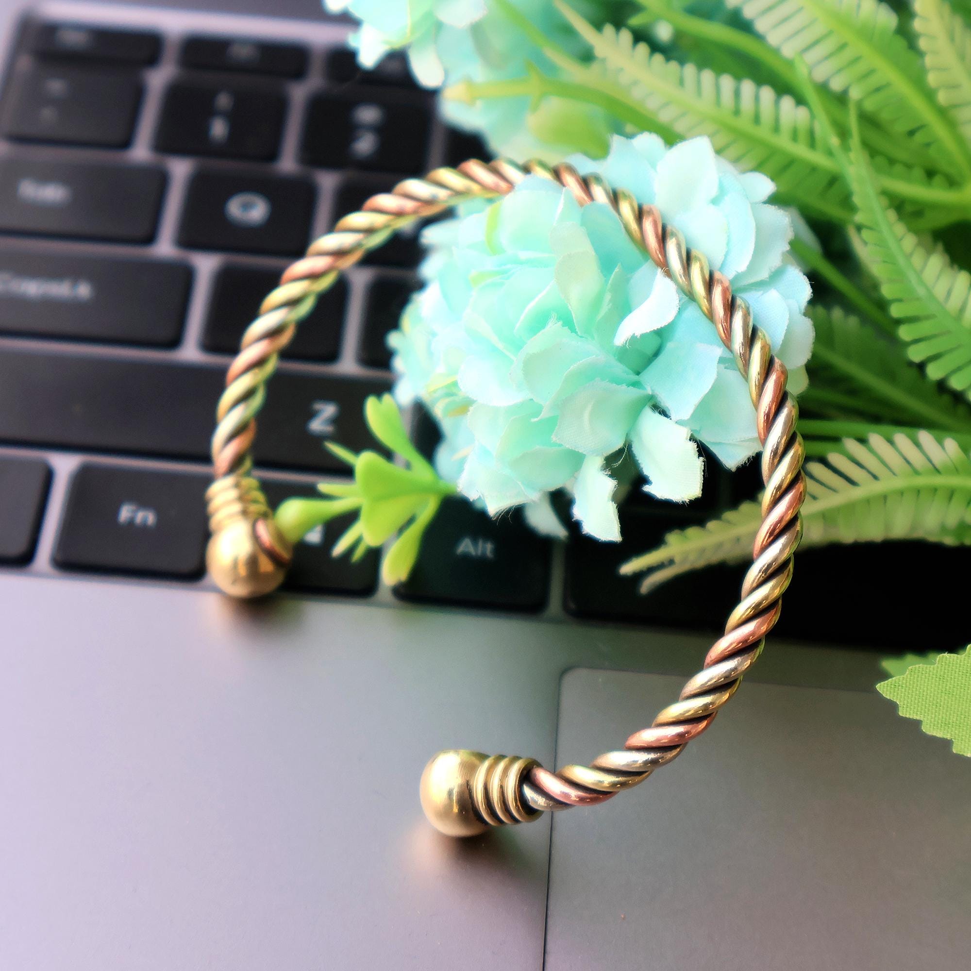 Handmade Copper & Brass Twisted Cuff Bracelet: Unisex Tri-Color Bangle