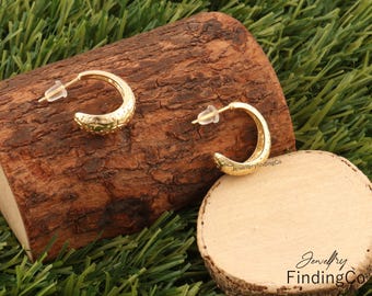 18k Gold Plated Hoop Earrings: Textured Curved Hoop Studs