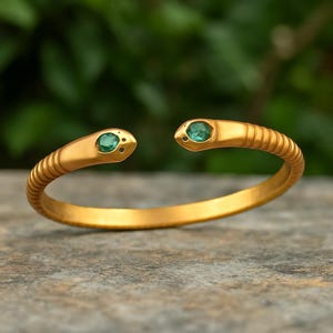 18k Gold Plated Cuff Bracelet, Teardrop Emerald Bangle Bracelet, Minimalist Stackable Bracelet, Adjustable Twisted Band, Snake Bracelet