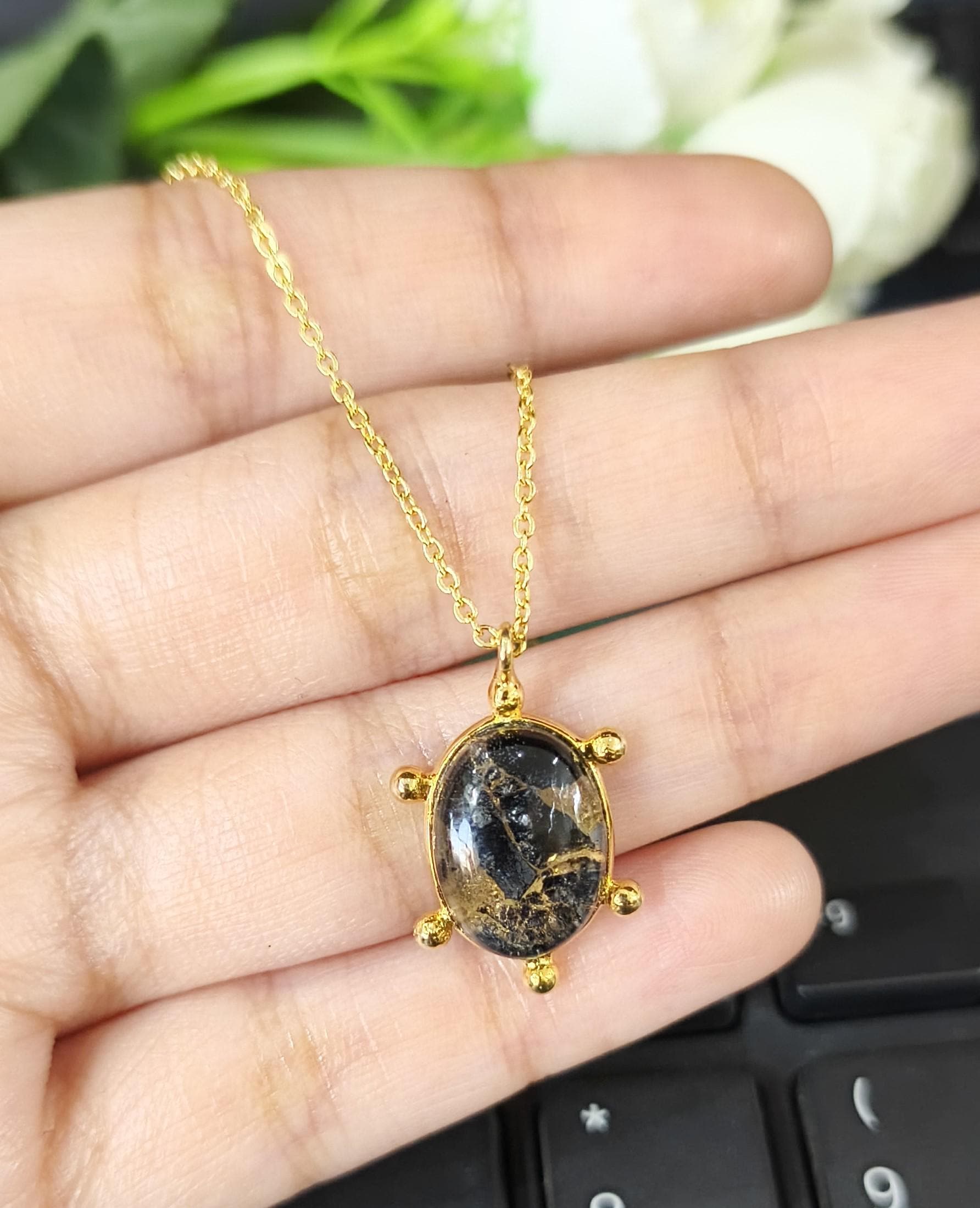 Oval Shape Copper Turquoise Necklace - 18k Gold Plated Jewelry