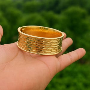 Textured Gold Plated Hand Cuff, Chunky Retro Bracelet for Women, Geometric Wrist Wrap Bangle, Brass Statement Handmade Jewelry