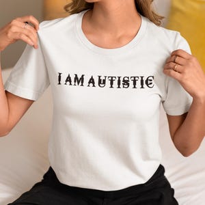 Ich bin AUTISTIC Unisex Softstyle T-Shirt, Geschenk Meme Shirt, bestes Shirt, Einzigartiges Geschenk, lustige Mode, lustiges Shirt, Tiktok lustiges Shirt, Meme Kleidung