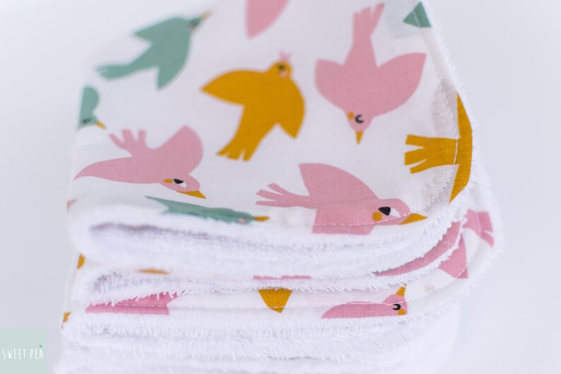 UTENSILO FABRIC BASKET & 4 Burp Cloths Gift Set, Baby Girl Gift