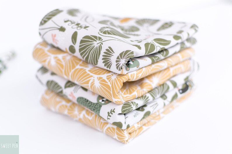 UTENSILO FABRIC BASKET & 4 Burp Cloths Gift Set, Gender Neutral Newborn