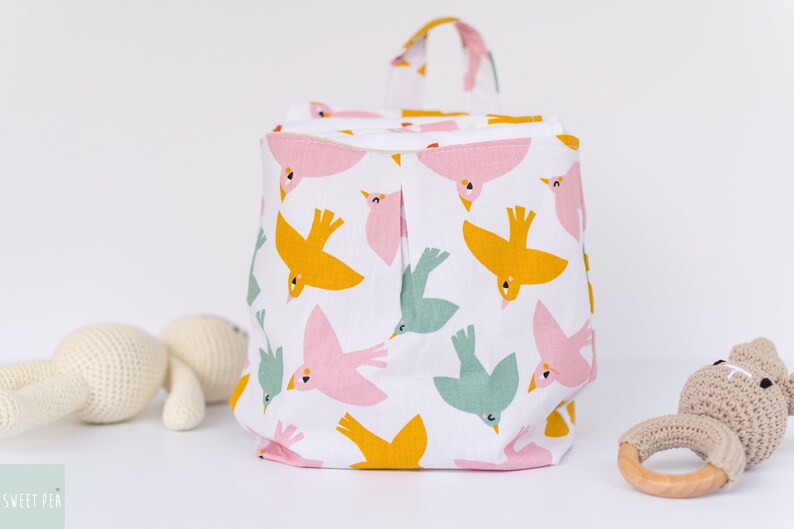 UTENSILO FABRIC BASKET & 4 Burp Cloths Gift Set, Baby Girl Gift