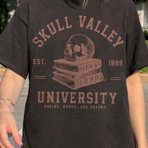 Retro Skull Valley University Shirt - Halloween Skull Shirt,Skull Sweatshirt,Halloween Book Shirt,Skull Book Shirt,Halloween Reading Shirt