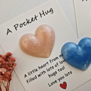 Câlin de poche, coeur de poche en résine avec carte d'amour, cadeau pour grand-mère, cadeau de remplissage de bas, cadeau pense à vous