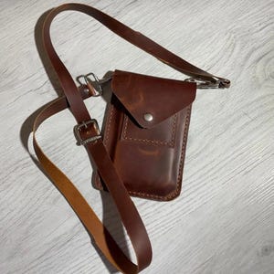 Handmade genuine leather phone bag