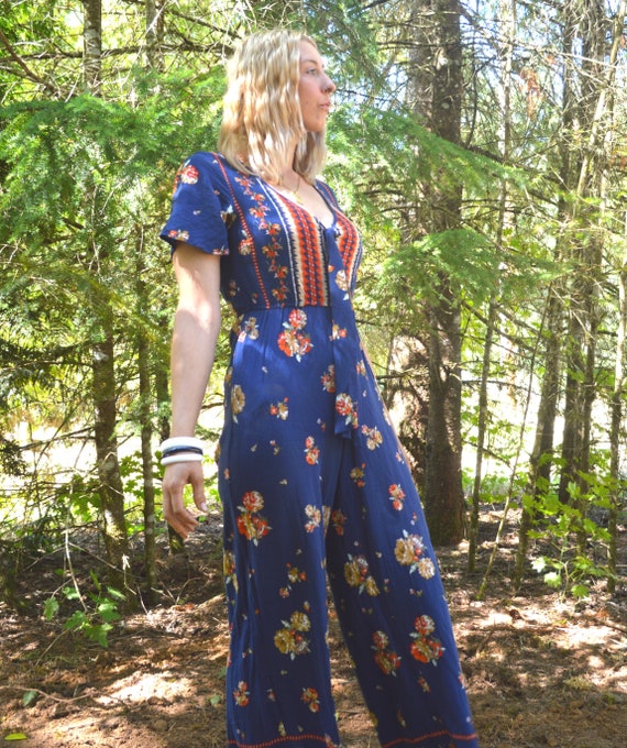 Navy blue burnt orange Bohemian floral paisley 90'