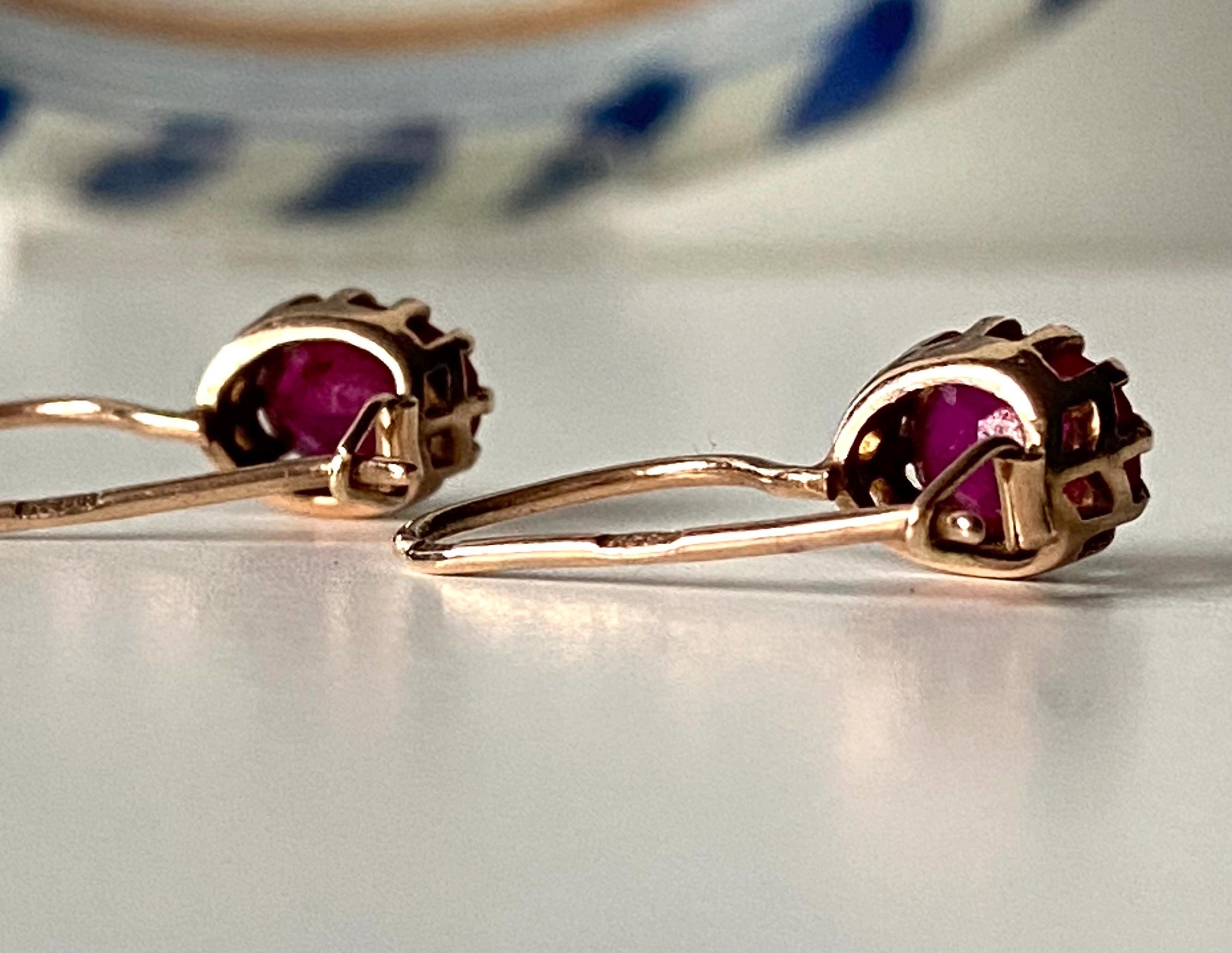 Boucles D'oreilles Vintage Européennes En Or 14 Carats Et Rubis - Occasion, Style Perlé