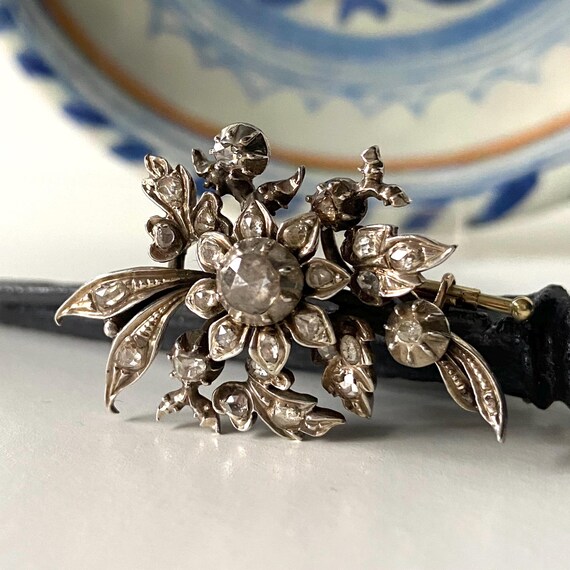 Broche Victorienne En Argent Massif 925 Et Or 18k - Diamants Taille Rose Sur Paillon - Circa 1860